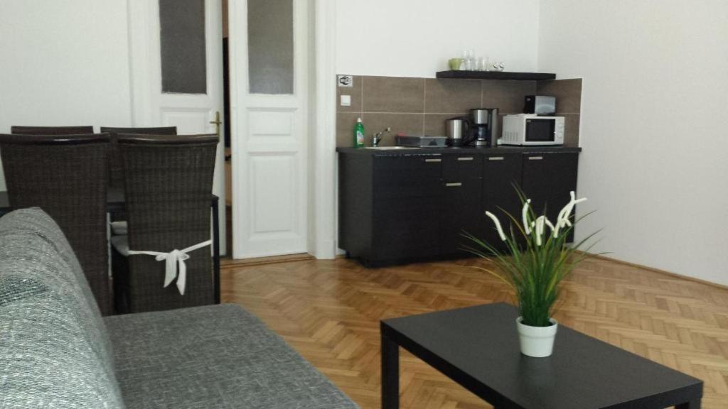 Balcony Apartment Budapest Exteriör bild