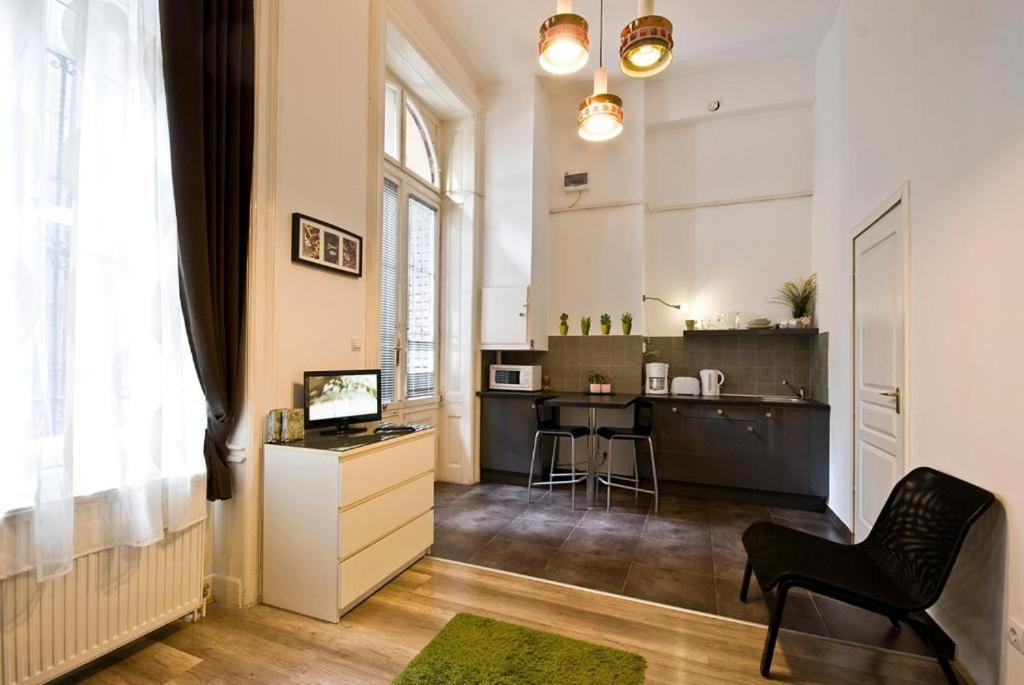 Balcony Apartment Budapest Exteriör bild